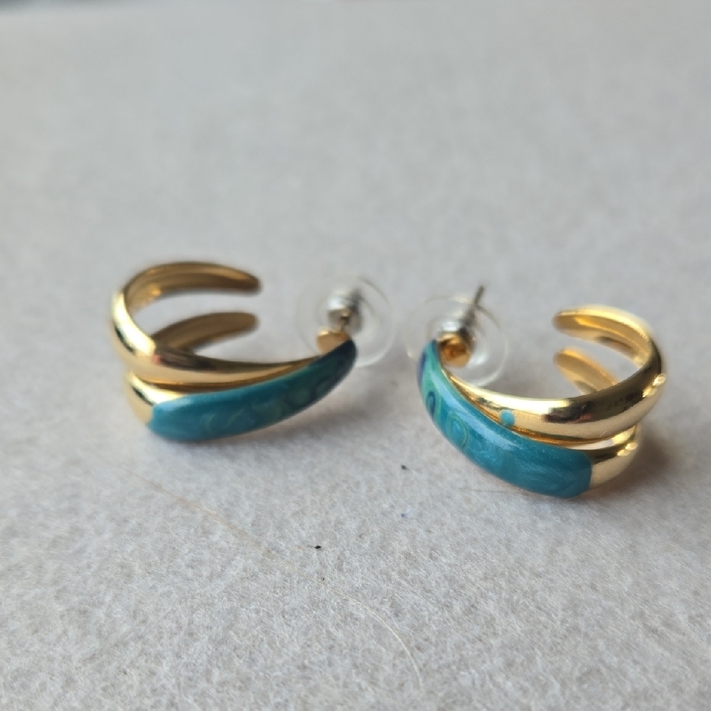 Chic Gold and Blue Enamel Earrings - Picture 2 of 2